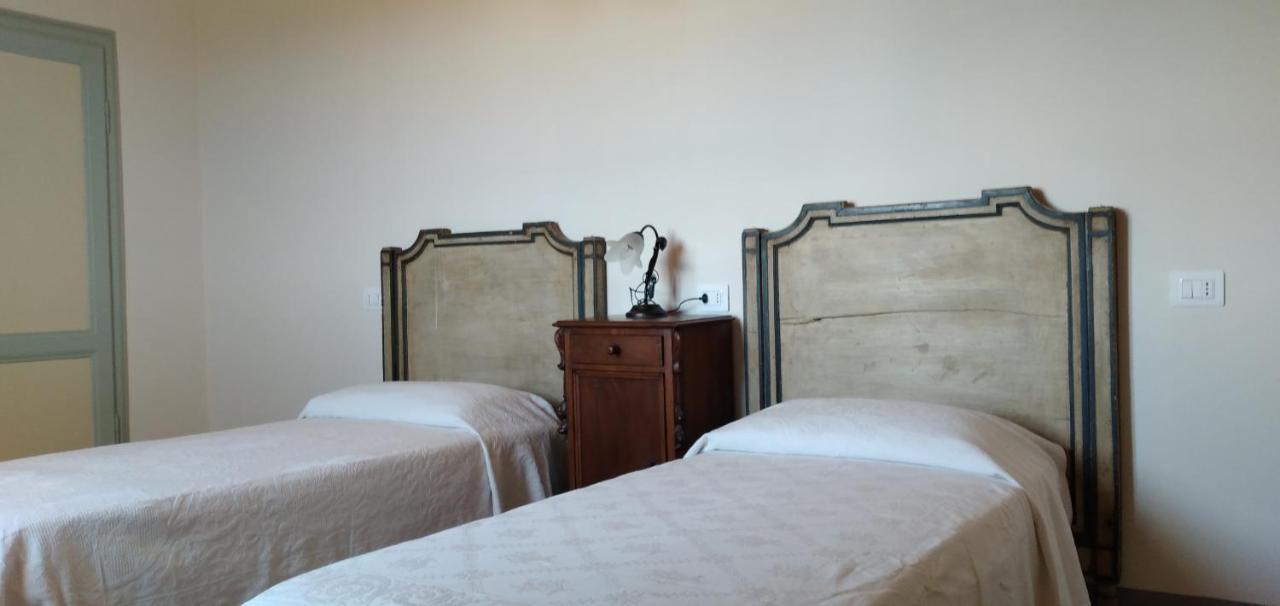 Agriturismo Podere Gianmaria Кастильончелло Экстерьер фото